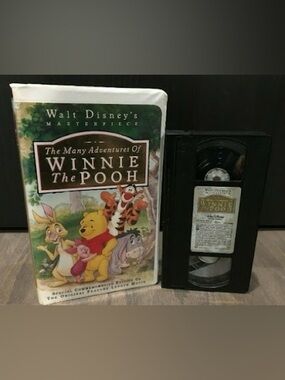 Disney The Many Adventures of Winnie The Pooh VHS Tape Masterpiece Collection